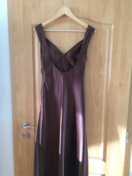 Plesove spoločenské večerné saty, 36