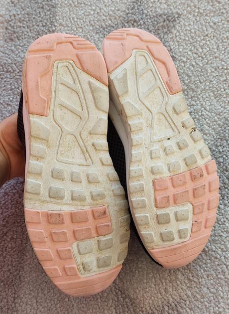 Tenisky 34, reserved,34