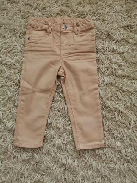 Dievčenské rifle, h&m,86