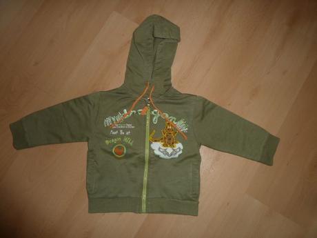 Tenka mikina s kapucou, wenice,74