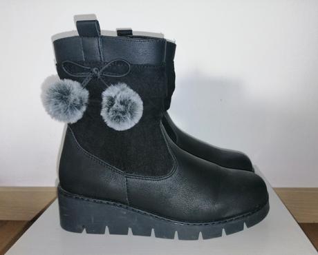 Cizmicky s brmbolcami, graceland,33