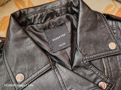 Koženka, reserved,146