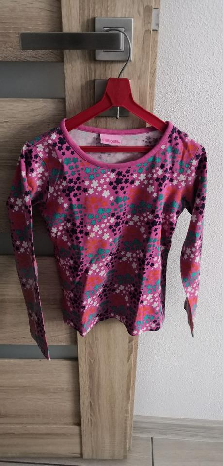 Farebné tričko na doma, 104