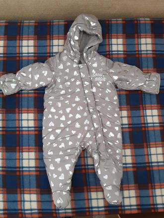 Overal na zimu, lupilu,62