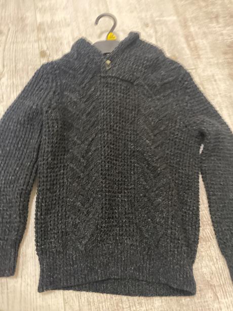Sveter, f&f,122