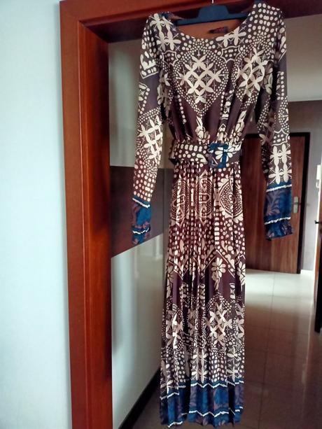 Krásne dlhé šaty, m