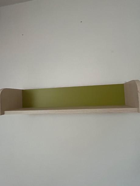 Nábytok do dievcenskej izby, 