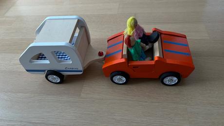 Karaván s postavičkami, 