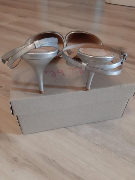 Strieborné topánky zn. mohito veľ.37, mohito,37