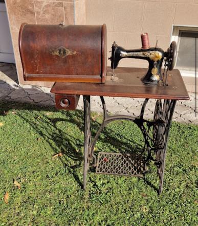 Šijací stroj singer,