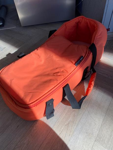 Set - autodačka, vanička na prenášanie, taška, concord