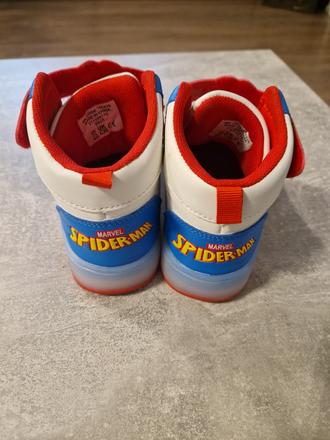 Tenisky spiderman svietiace, primark,31
