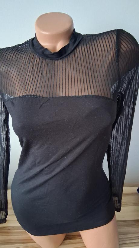 Tenké tričká s, s