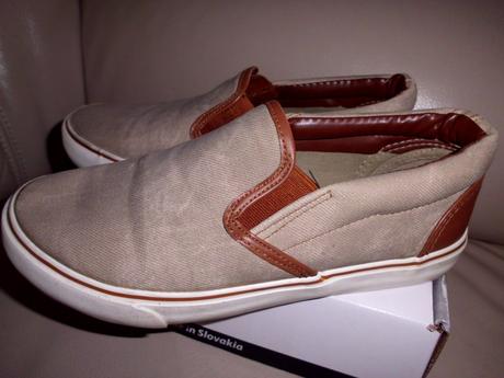 Uni slip on, 36