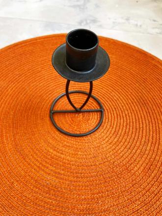 Elegantný svietnik,