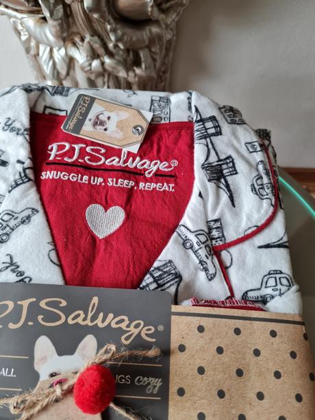 Pj salvage pyžamo- pc 140 eur, xs
