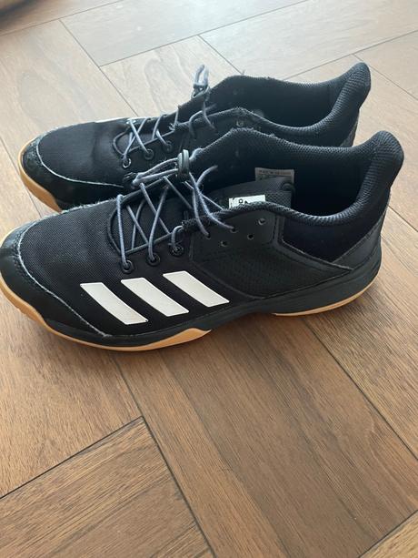 Halové tenisky zn. adidas, adidas,36