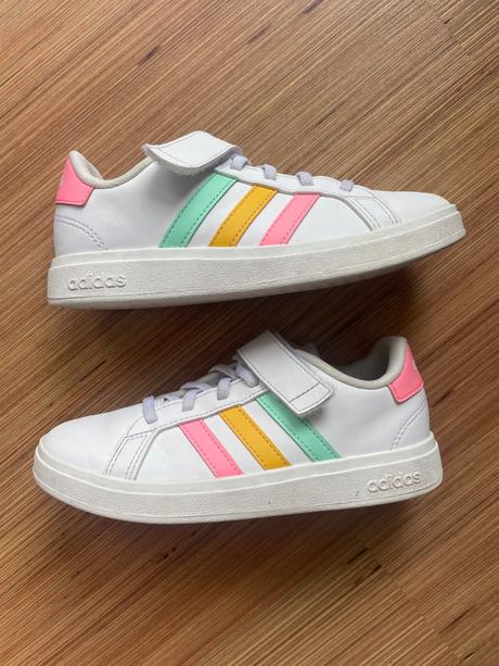 Značkové detske botasky, adidas,33