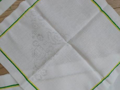 Súprava obrusov s predtlačou, veĺkonočný motív,