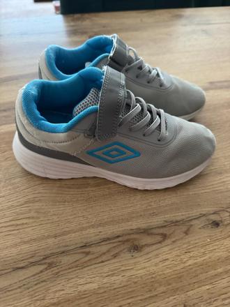 Tenisky, umbro,33