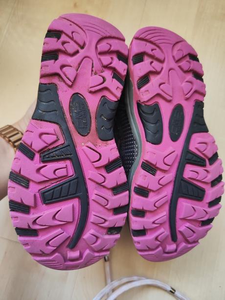 Turiaticke vodeodolné topanky cmp, 31