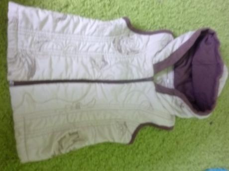 Vestička tenká, helada,104