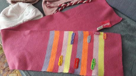 Zimne ciapky a sal, barbie,104