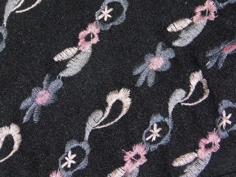 Luxusne pekne šaty, 36