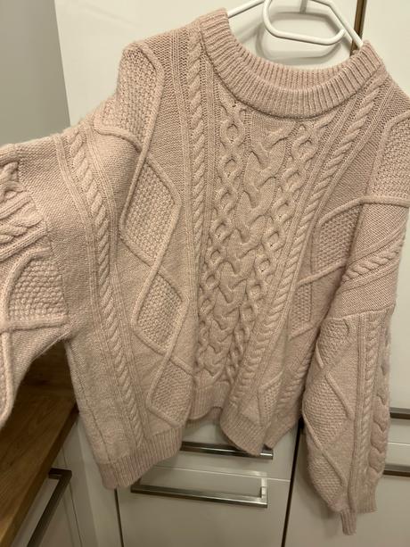 Pulover, reserved,l