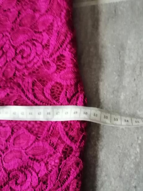 Čipkované fuksiové šaty lindex,v40,elastické, lindex,40