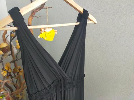 Cierne saty na ramienka, m