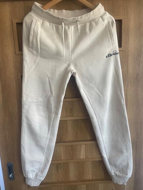 Tepláky ellesse, 164