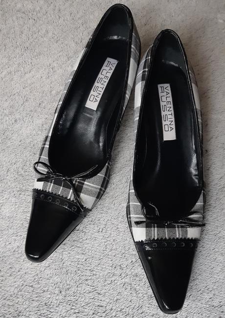 Predám lodičky, 39