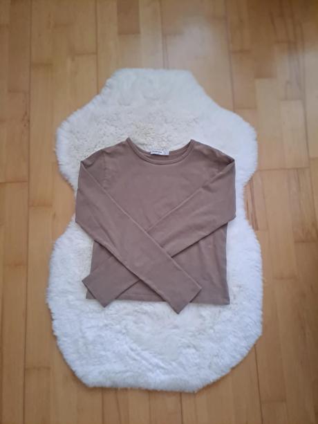 Bežove crop tričko, stradivarius,s