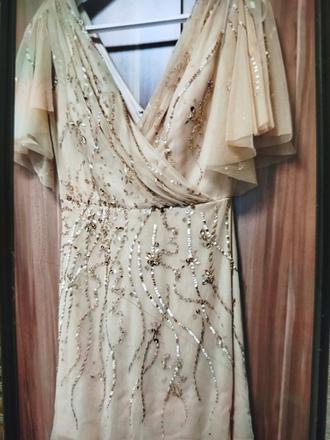 Trblietavé krátke šaty - veľkosť 38, 38