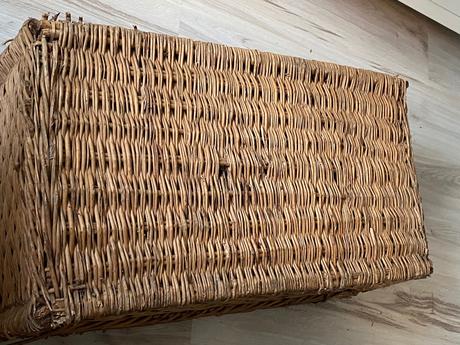 Krásny starý retro úložný zberateľský kôš kufor, 