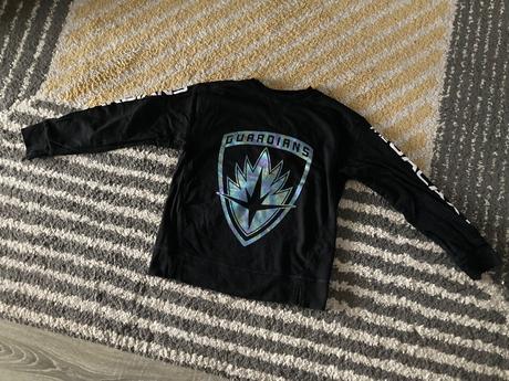 Tenšia mikinka, reserved,140