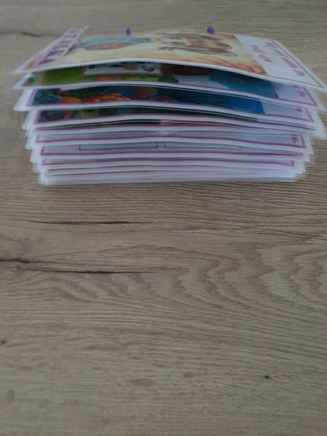 Pracovný zošit na suchý zipa dievčatko od 1 rok., 