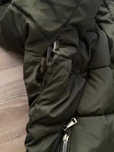 Oteplená krásna zimná bunda s prešivanim na rukáve, xl