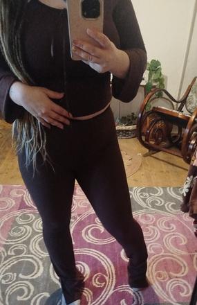 Hnede leginy s rozparkami, amisu,s