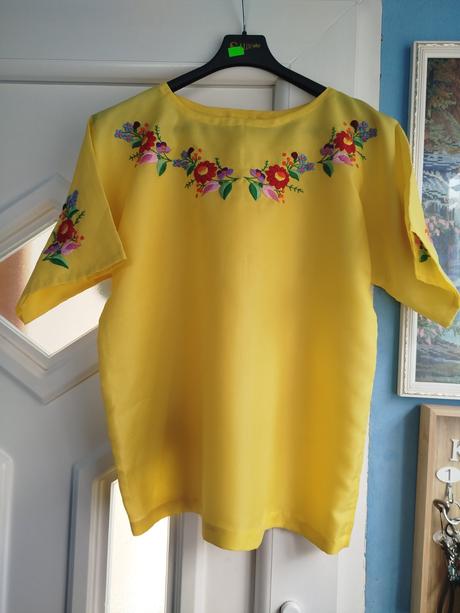 Folklorna bluzka l/xl, l