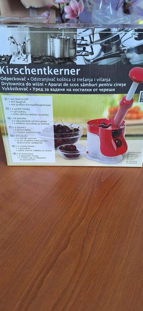 Odkôstkovač na čerešne, 