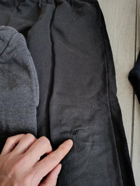 5x tepláky -122, 122