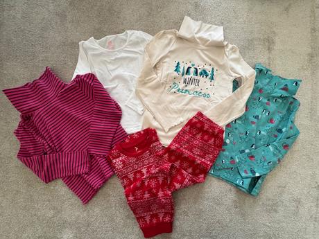 Mix oblečenia, 104–116