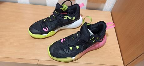 Basketbalová obuv, 39