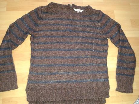 Pruhovany leskly svetrik, 38