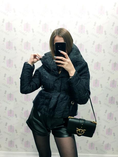 Štýlová čierna bunda s, s