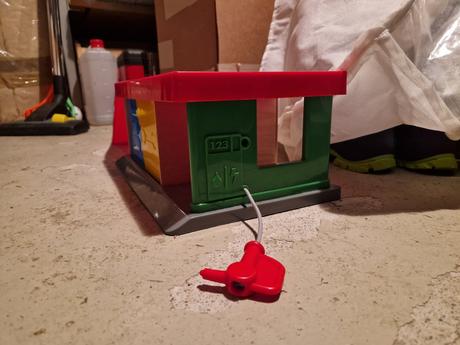 Ikea garáž lillabo, 