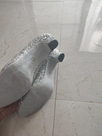 Tanečné topánky, 40