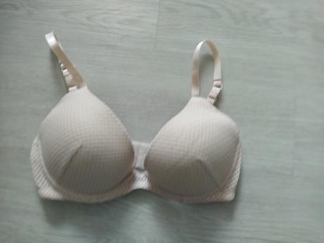 Svetlo ružová podprsenka/len vyprata/, h&m,75d